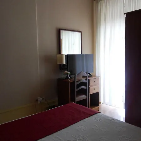 ラルベロ ホテル *