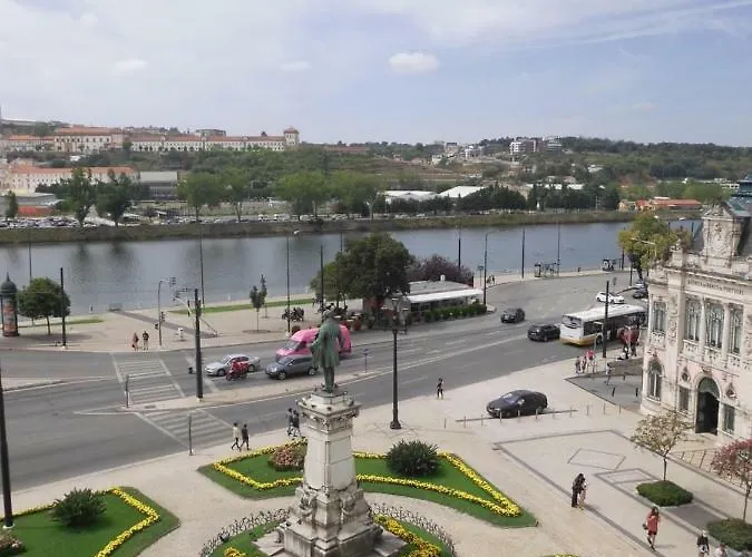 Larbelo Κοΐμπρα