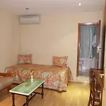 Hotel Larbelo