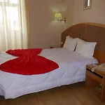 Larbelo Hotel