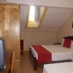 Larbelo Hotel *