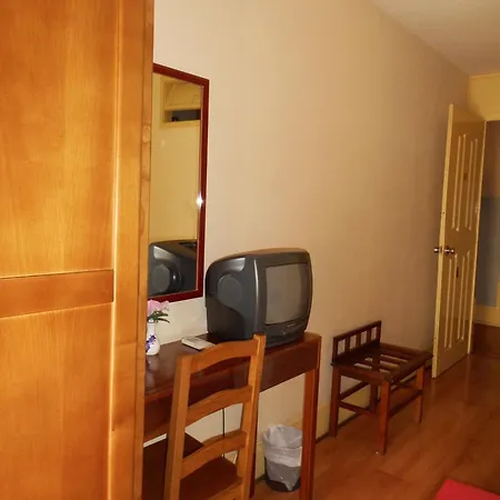 Hotel Larbelo