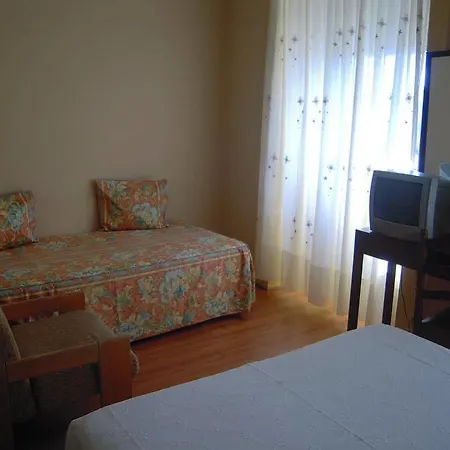 Larbelo Hotel